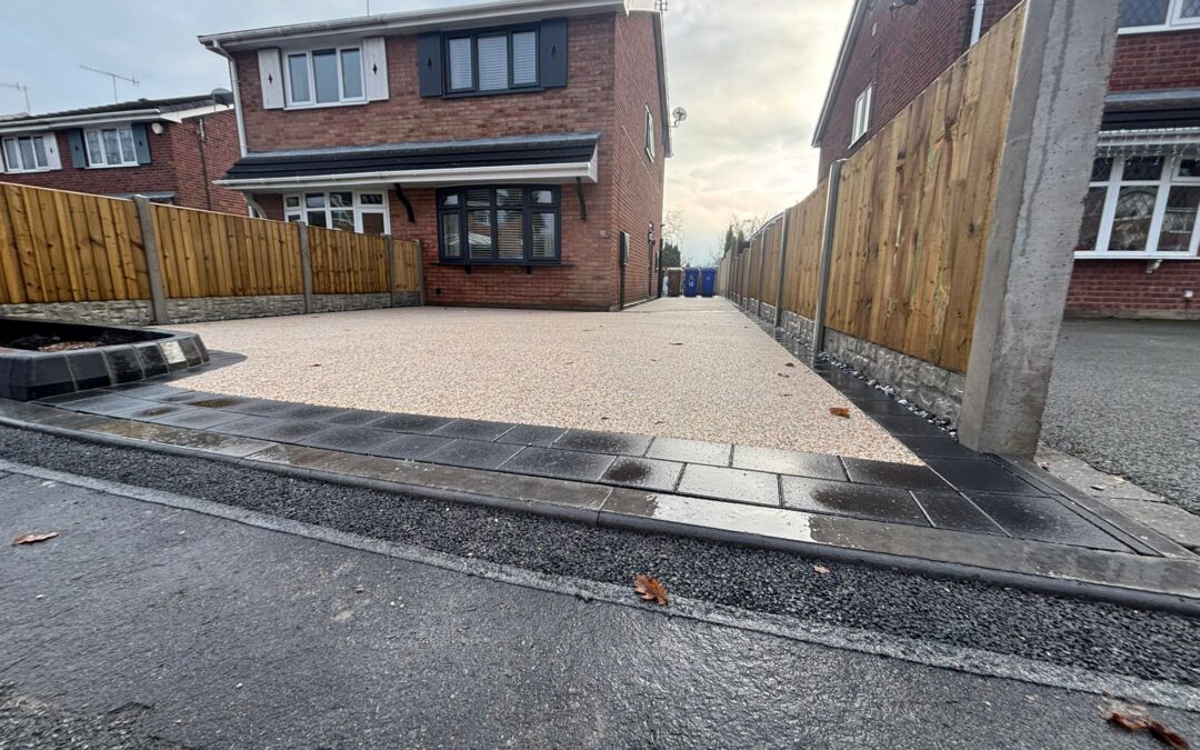 What Makes Staffordshire Pink Gravel a Standout Driveway Choice?